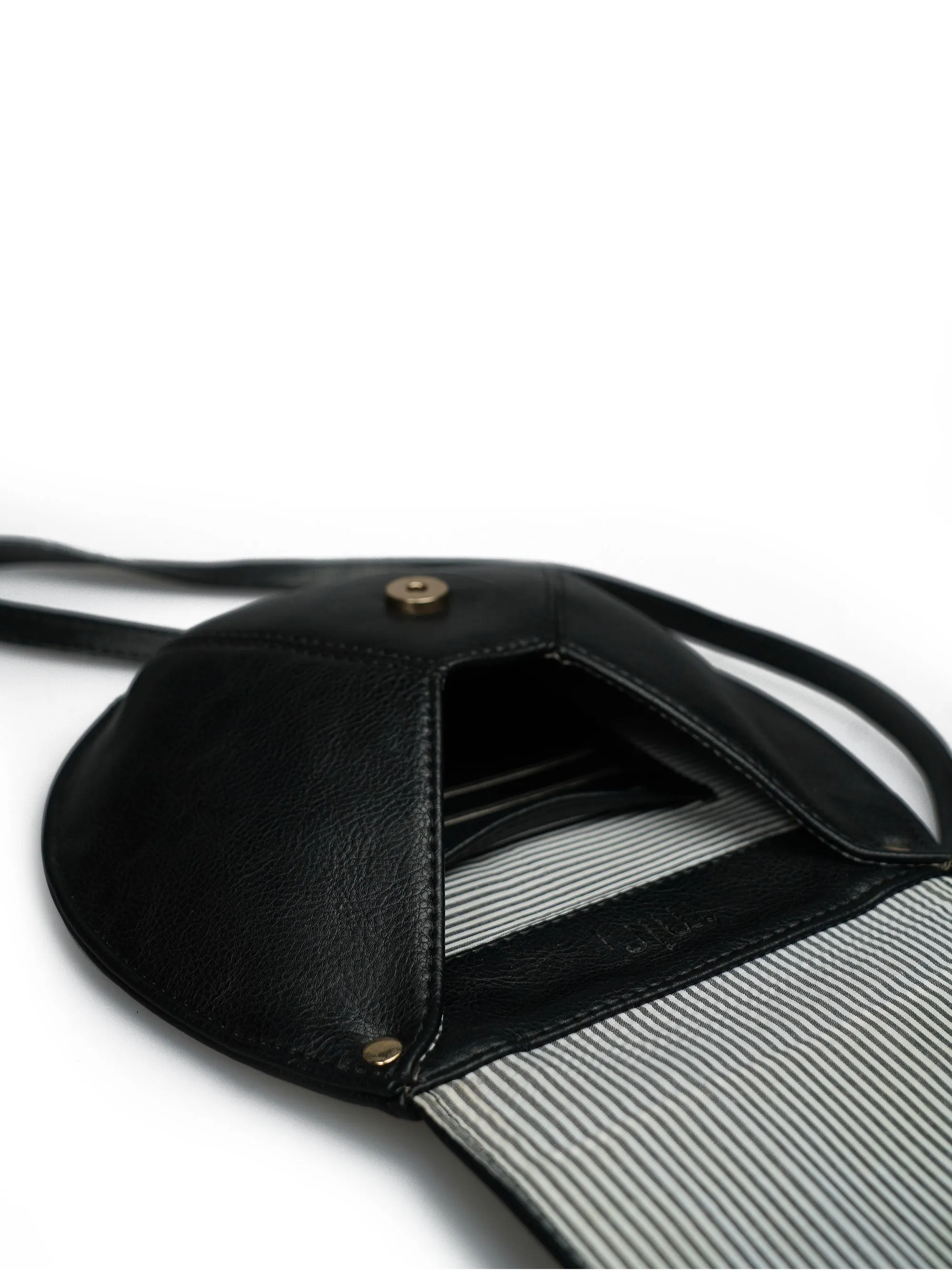 Classic Black Bianca Sling Bag