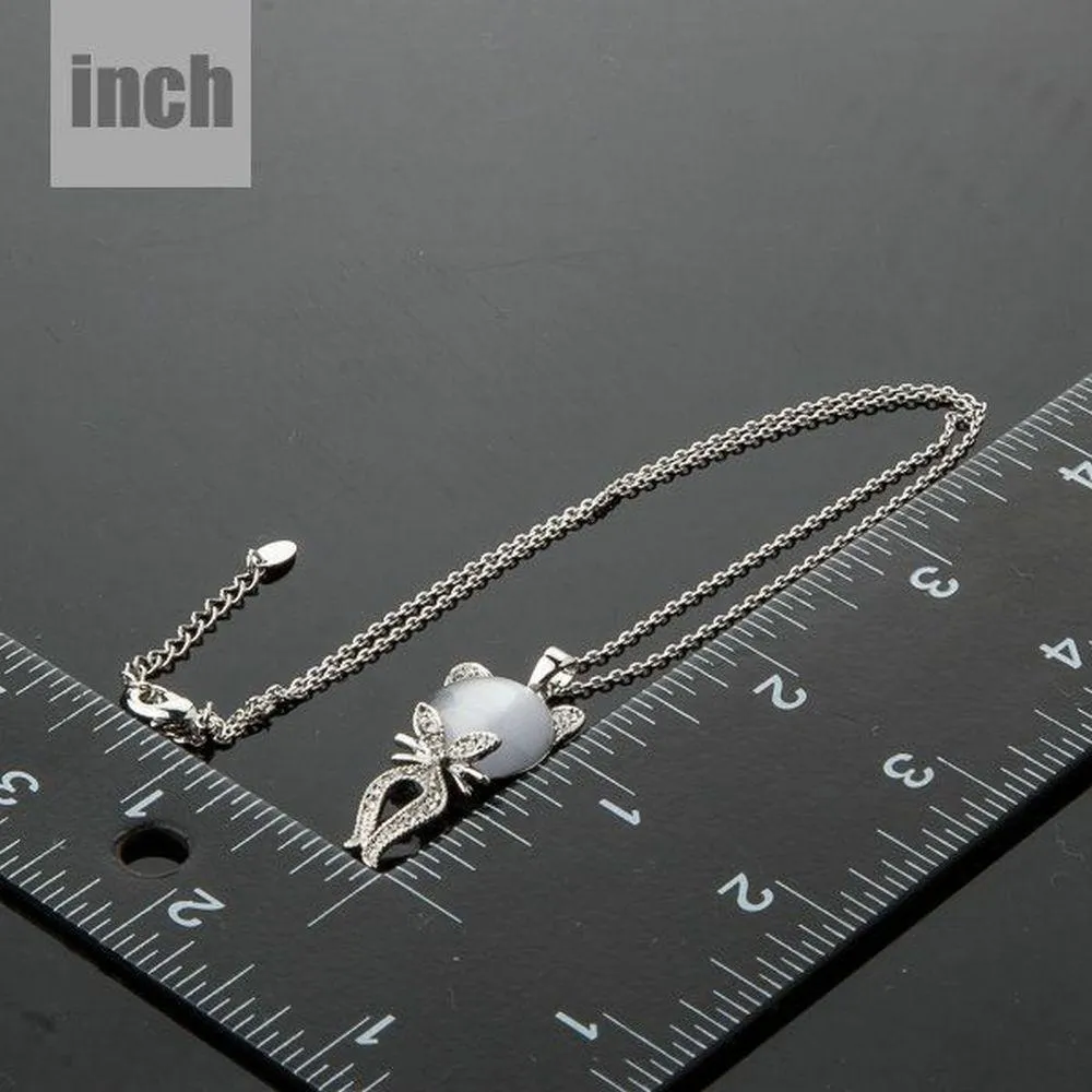 Gray Cat Crystal Necklace KPN0103