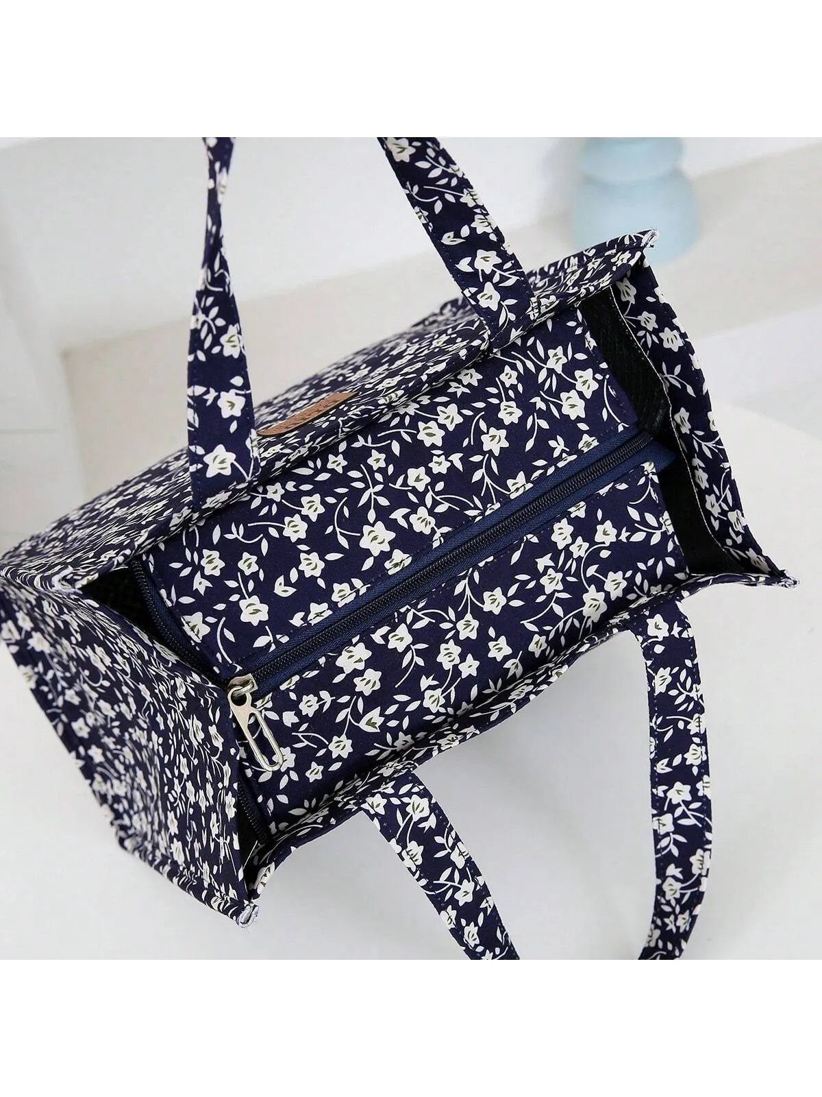 New Nylon Cloth Flower Print Large Capacity Portable Inner Aluminum Foil Insulation Zipper Semi-Closed Lunch Box Bag Work Commute With Lunch Handbag School Organizer Bags Teacher Storage Bags Classroom Bags Classroom Organizer Bags