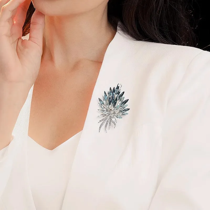 Opulent Design Ombre Blue Leaf Floral Bouquet Brooch Pin Anniversary Dating Jewelry